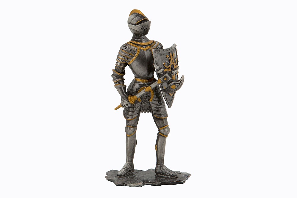 Dal Rossi Pewter WARRIOR SERIES - HOLDING AX IN