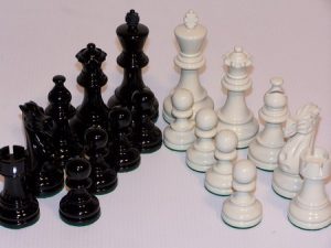 Chess Pieces - French lardy, Boxwood Black & White 95mm Wood Double Weighted