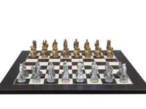 Dal Rossi Italy Roman Chessmen  on a Black / Erable, 50cm Chess Board