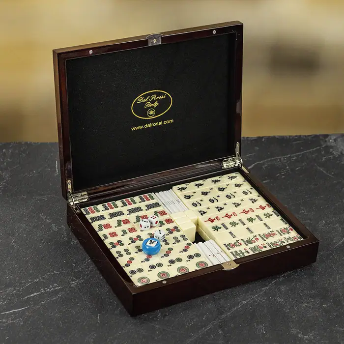 Dal Rossi Italy mahogany mahjong set