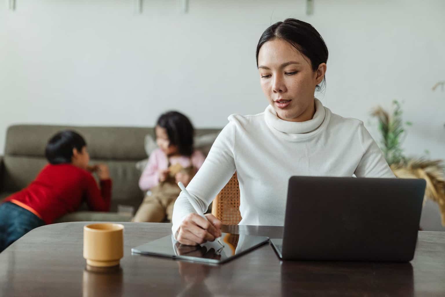 4 Of The Best Flexible Jobs For Working Mothers