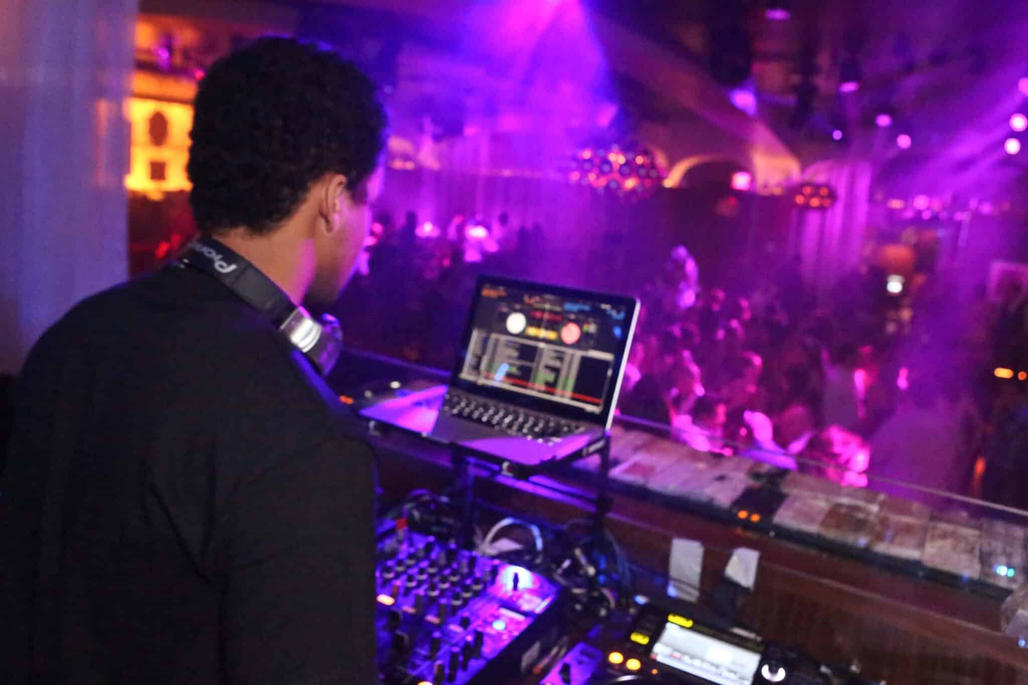 DJ music