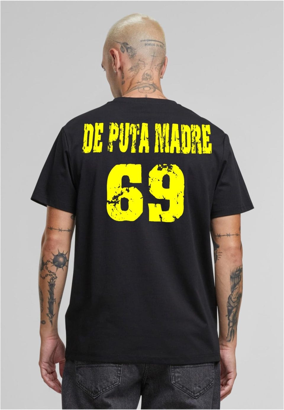 DE Puta Madre 69 bold Italian streetwear T-shirt with graphic print, streetwear fashion.