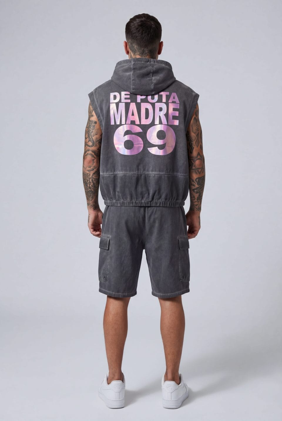 De Puta Madre 69, made in Italy, streetwear, casual urban style with bold graphic design.
