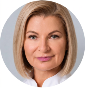 Kobieta po zabiegu botoks w Derm-Estetyka Gdynia.