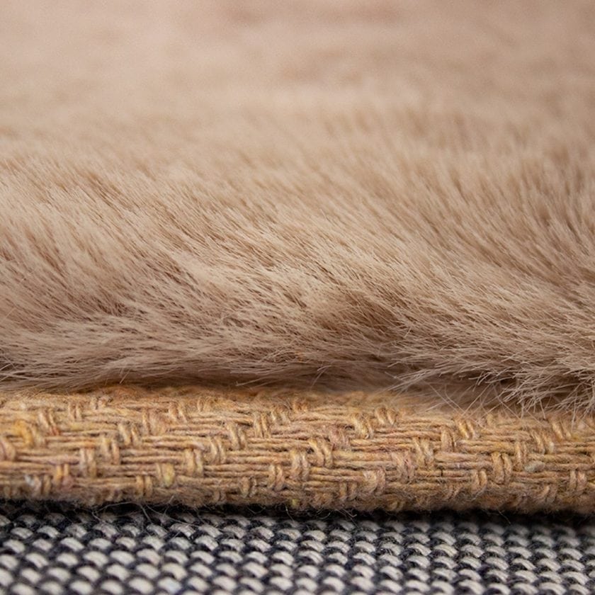 Tapete decorativo shaggy clouds taupe (1)