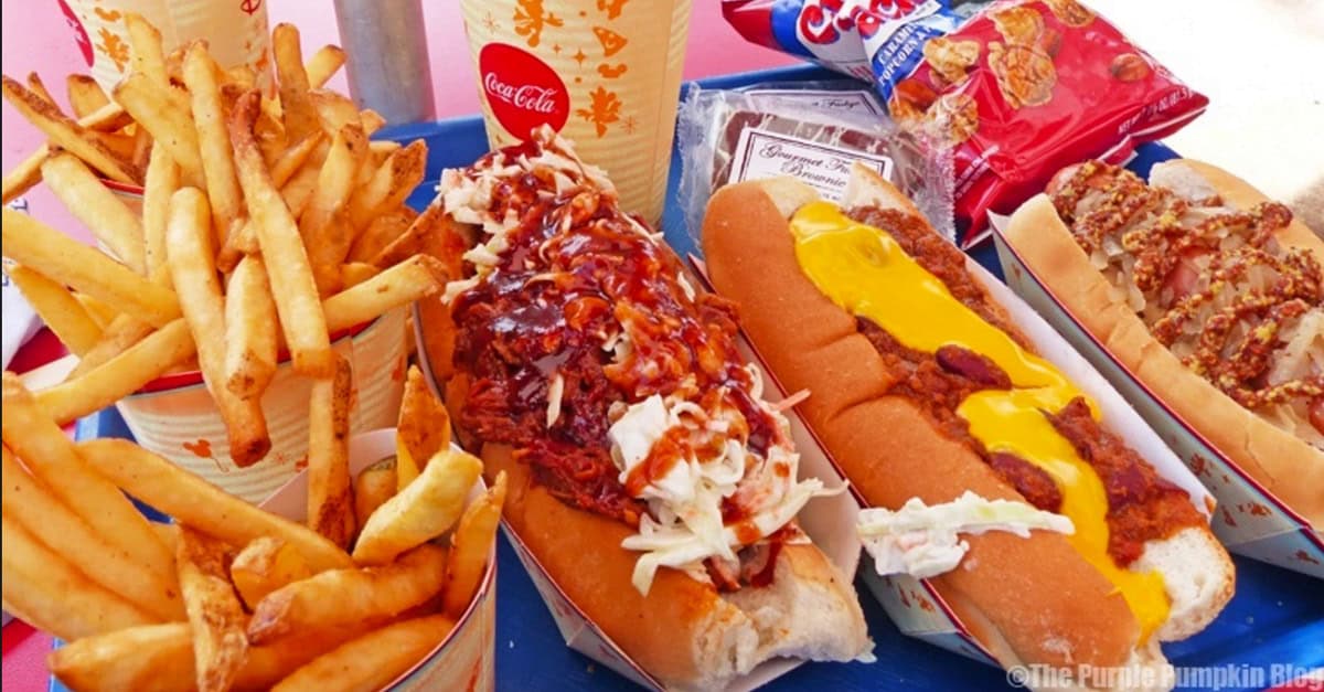 Caseys Corner Hot dogs