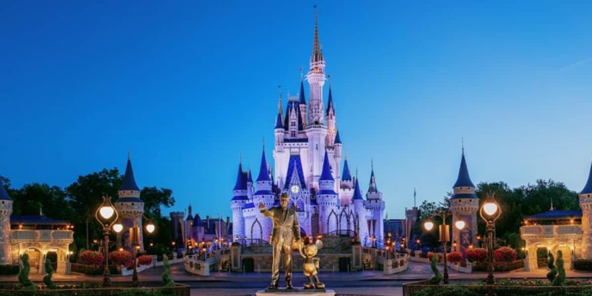 Magic Kingdom Cinderella Castle