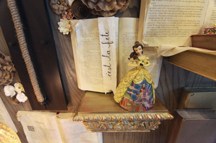 beauty and the beast table