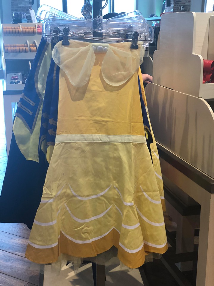 Disney Aprons And Oven Mitts