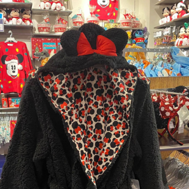 Minnie Mouse Robe