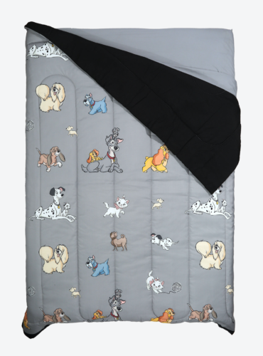 Disney Cats and Dogs Comforter