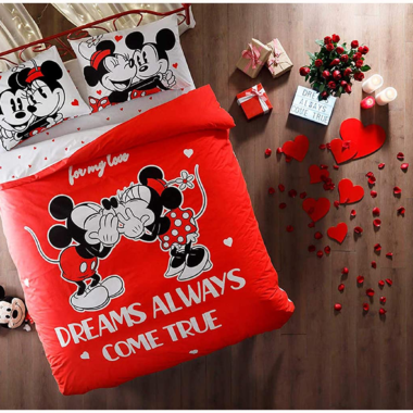 Mickey And Minnie Valentine Bedding