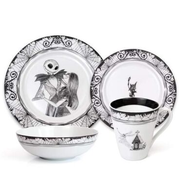 The Nightmare Before Christmas Dinnerware