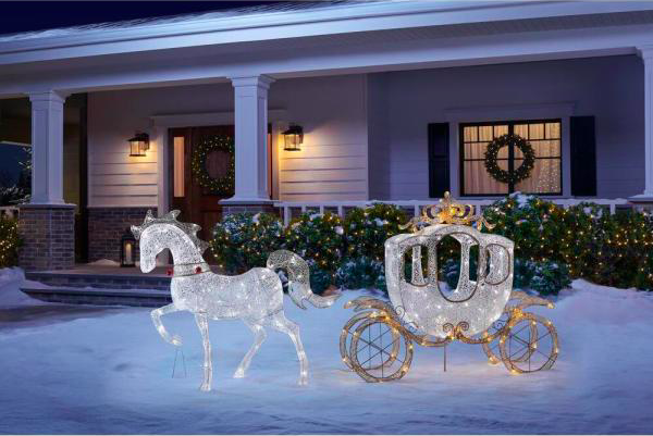 Cinderella's Carriage Yard Sculpture