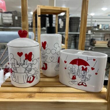 Cute Disney bathroom sets