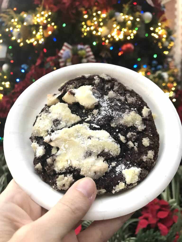 EPCOT’s Holiday Cookie Stroll