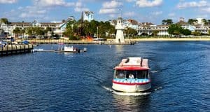 boat-epcot-resort-crescent-lake