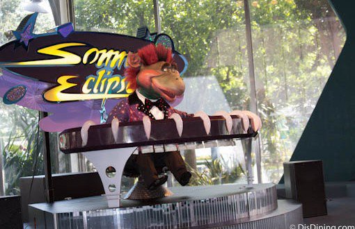 Sonny Eclipse, the audio-animatronic alien, performs for guests inside Cosmic Ray’s Starlight Café at Walt Disney World.