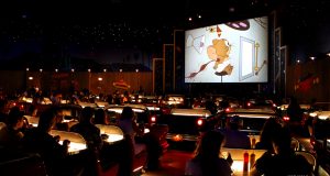 sci-fi-dine-in
