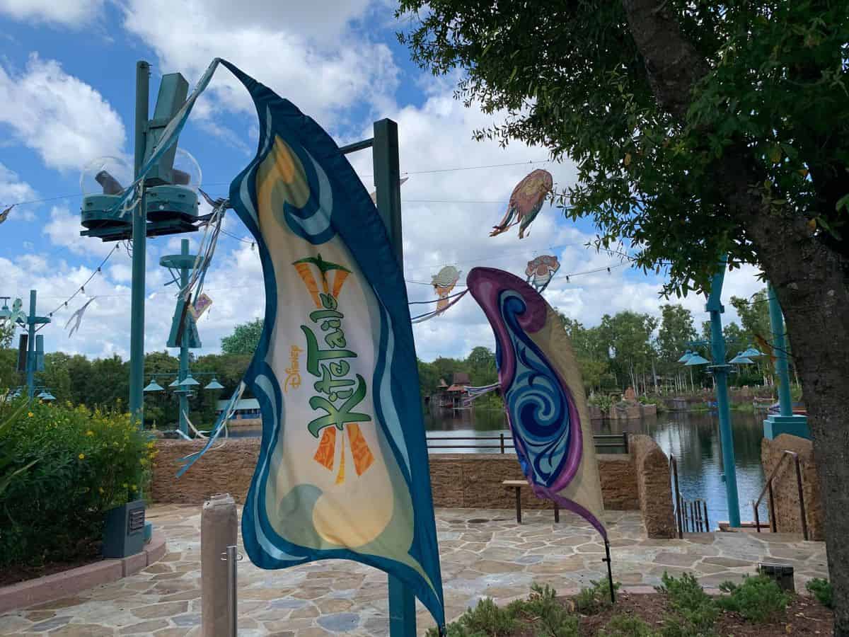 kitetails-theater-animal-kingdom
