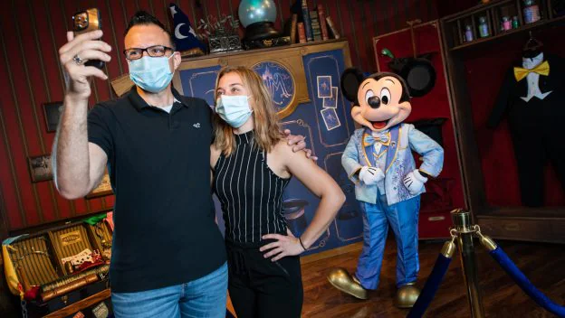 disney-mickey-mouse