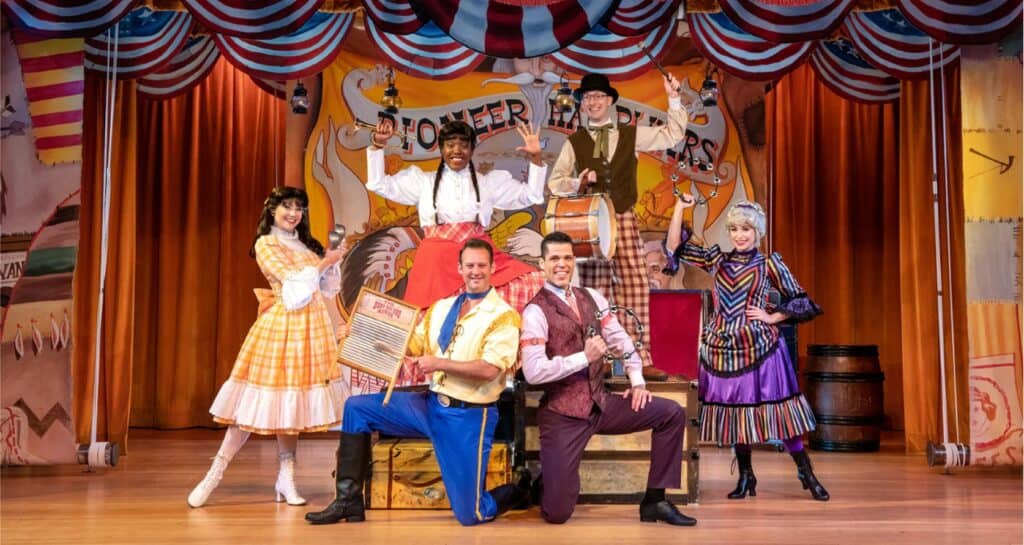 Hoop Dee Doo Musical Revue