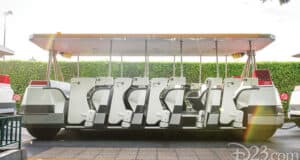 disneyland-tram