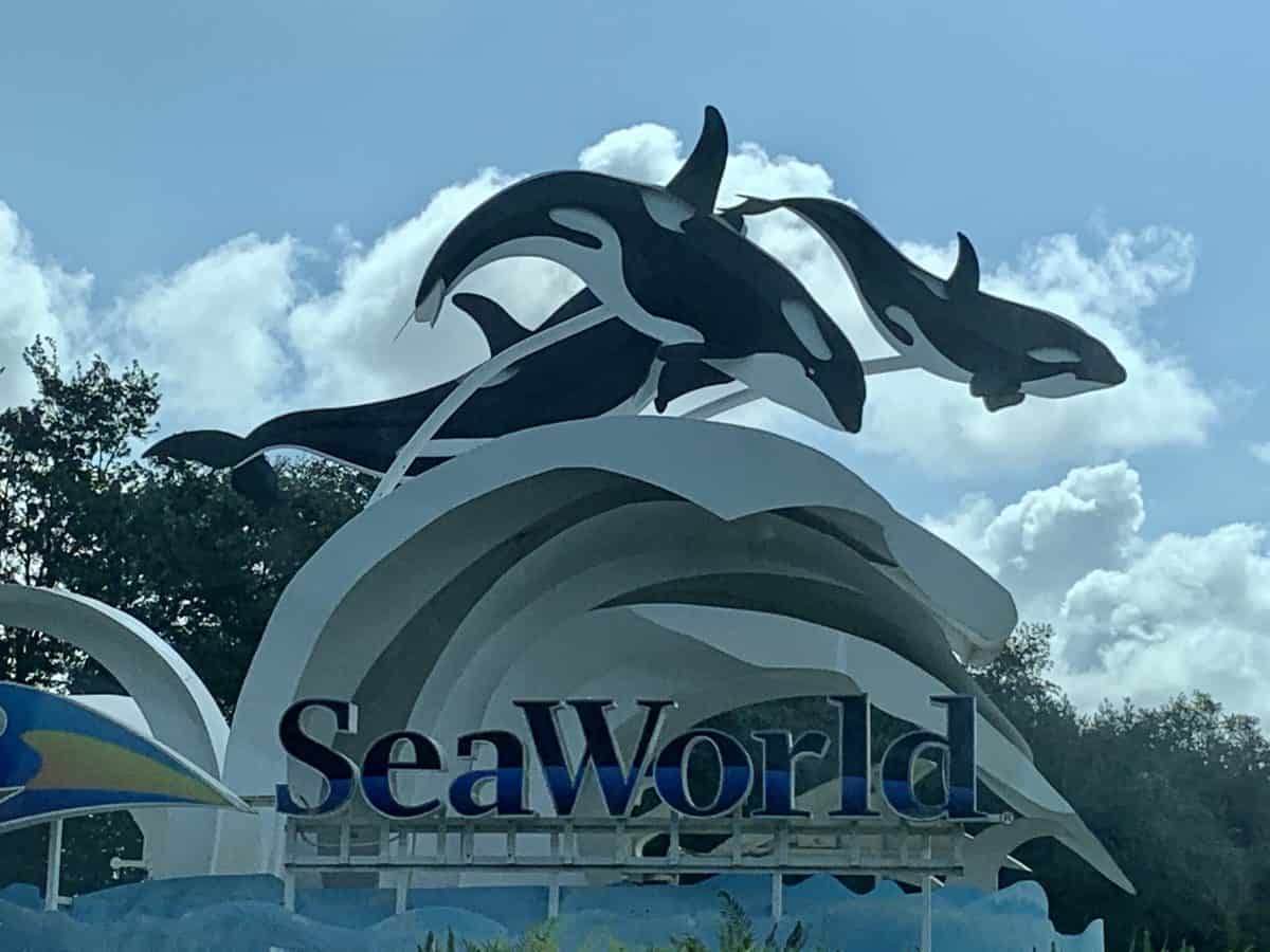 SeaWorld sign
