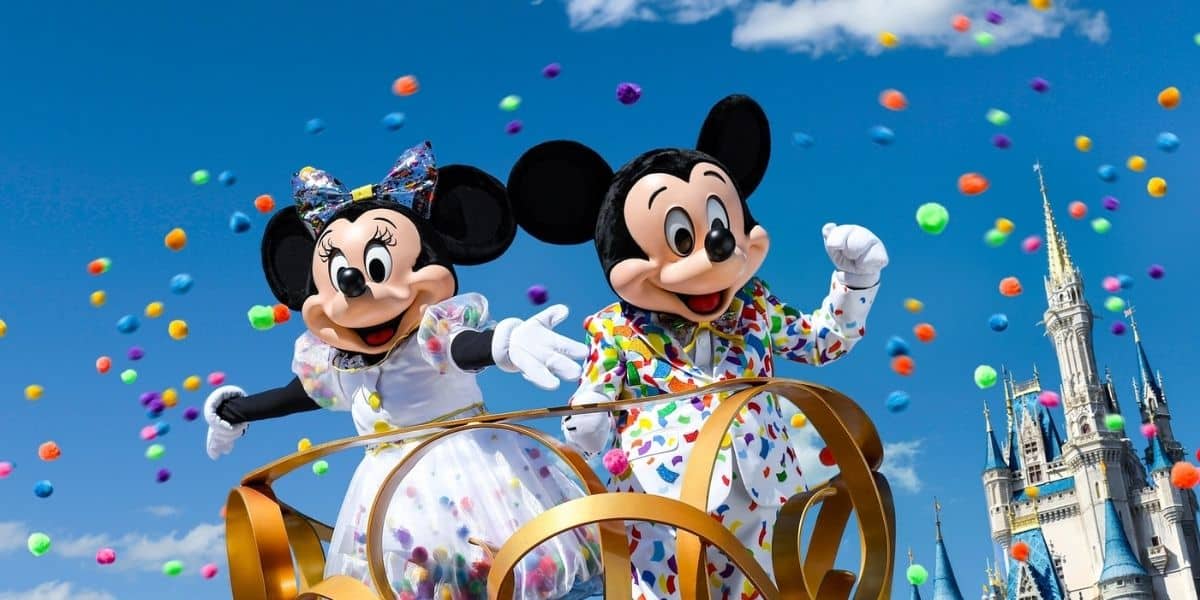 mickey-minnie-parade