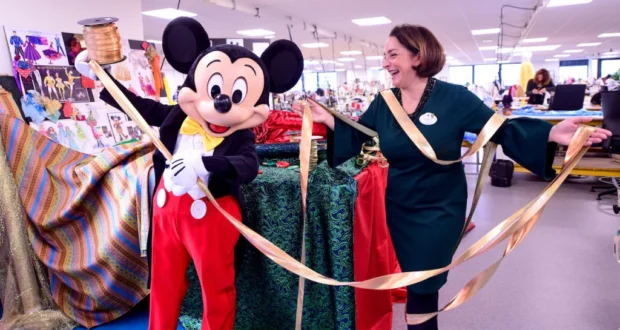 disney-mickey-costuming