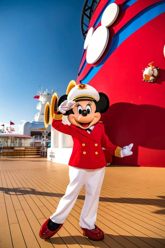 minnie-mouse- disney cruise line