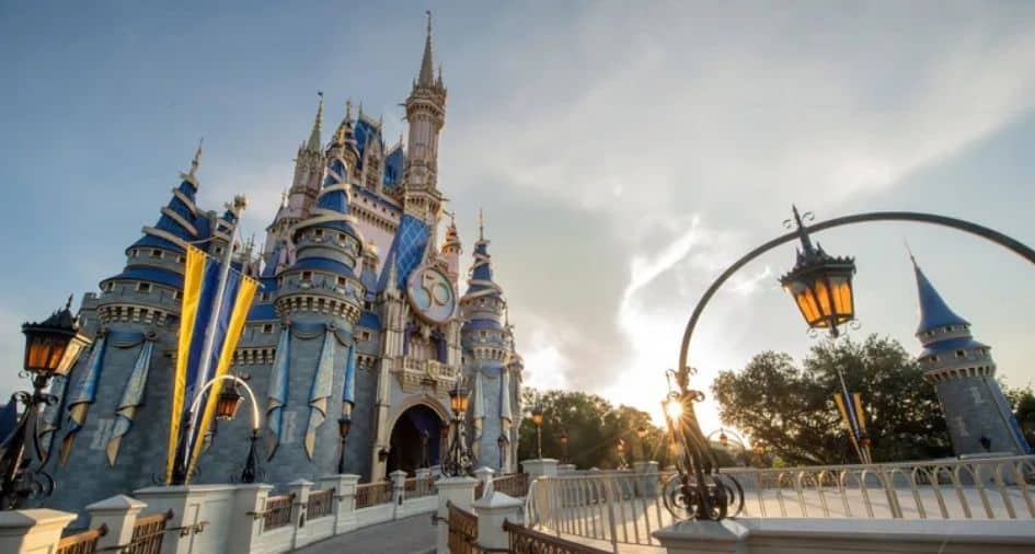 cinderella-castle-magic-kingdom
