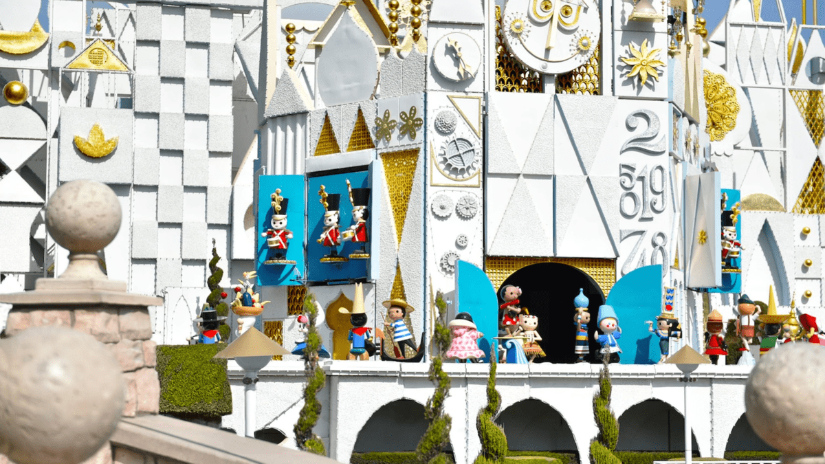 its-a-small-world-disneyland