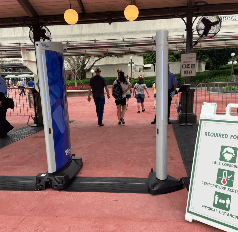security-scanner-entrance-theme-park