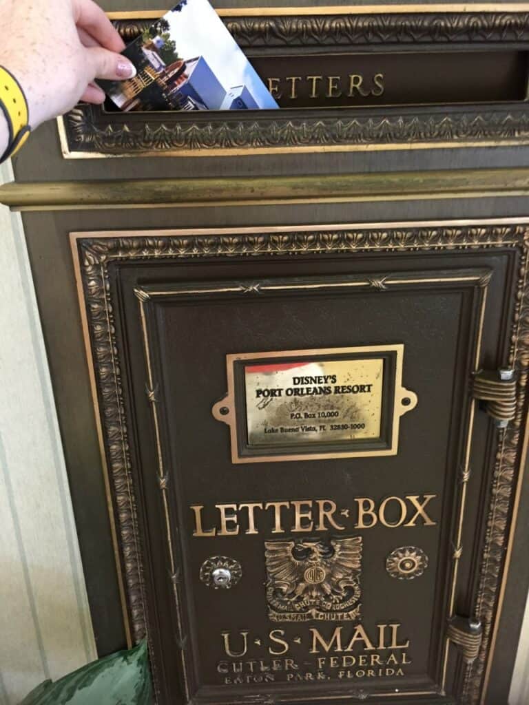 port-orleans-post-box