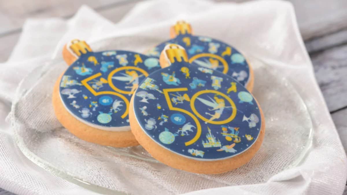 holiday-cookie-stroll