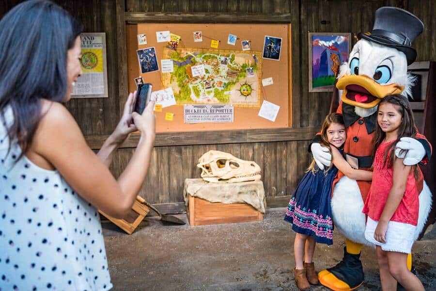 Donald's Dino Bash