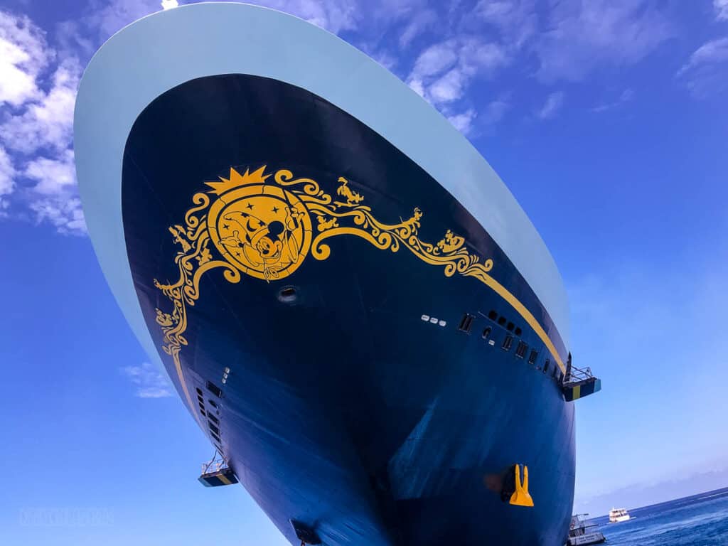 disney-fantasy-bow