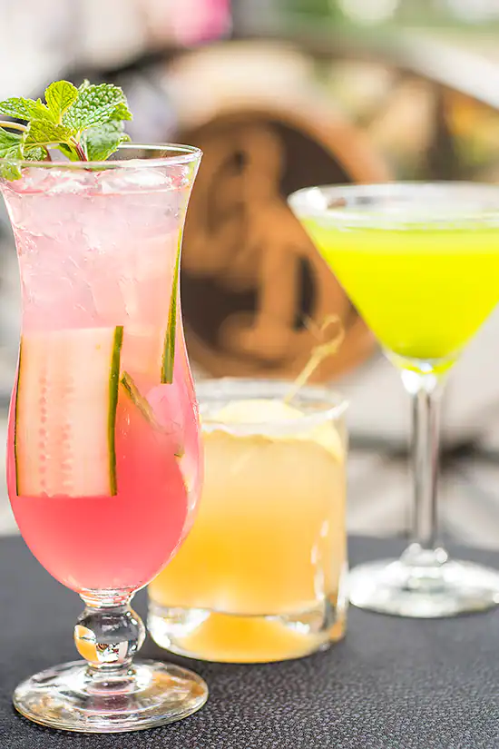 Hollywood Brown Derby Lounge-Disney