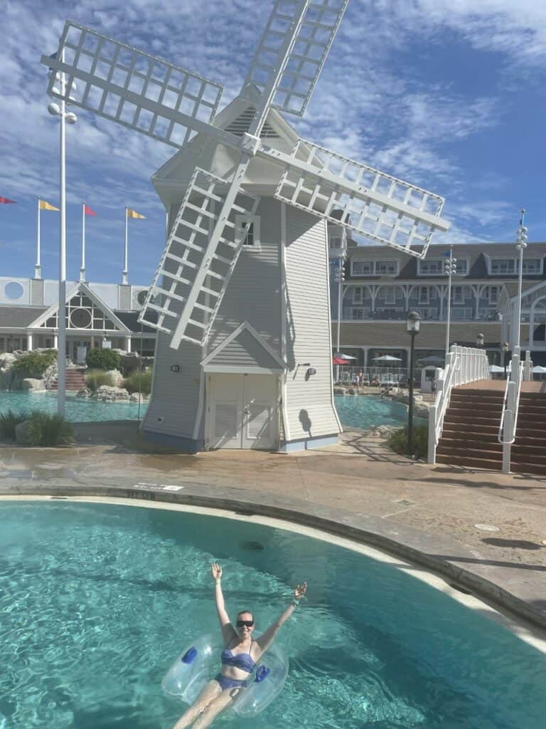 stormalong-bay-lazy-river