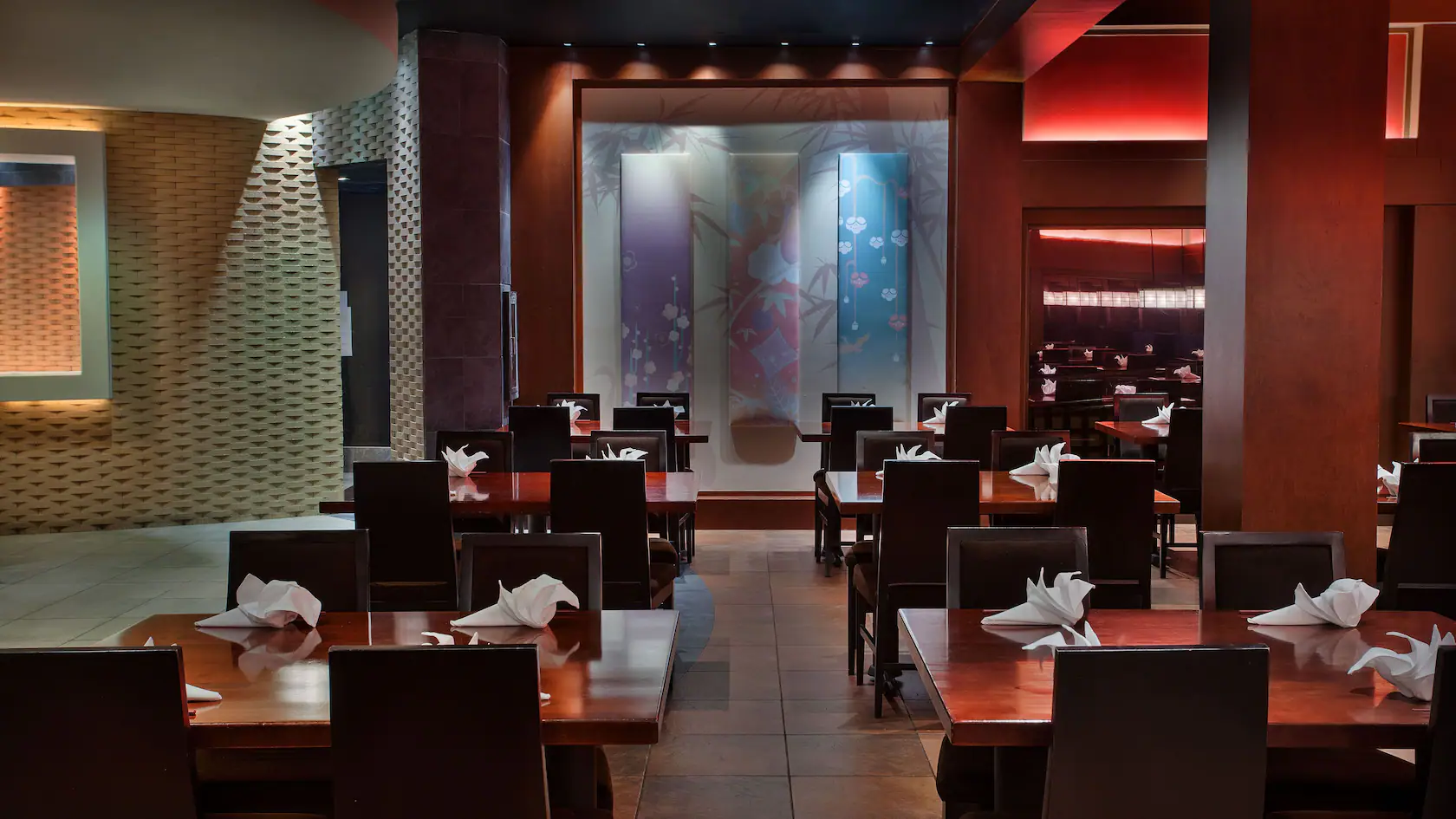 tokyo dining decor and dining room
