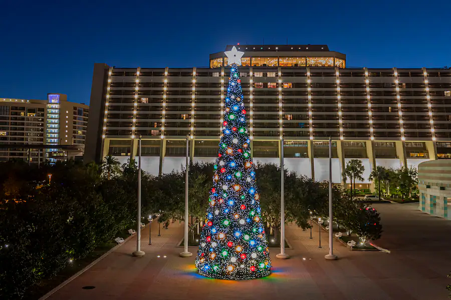 contemporary-christmas-tree