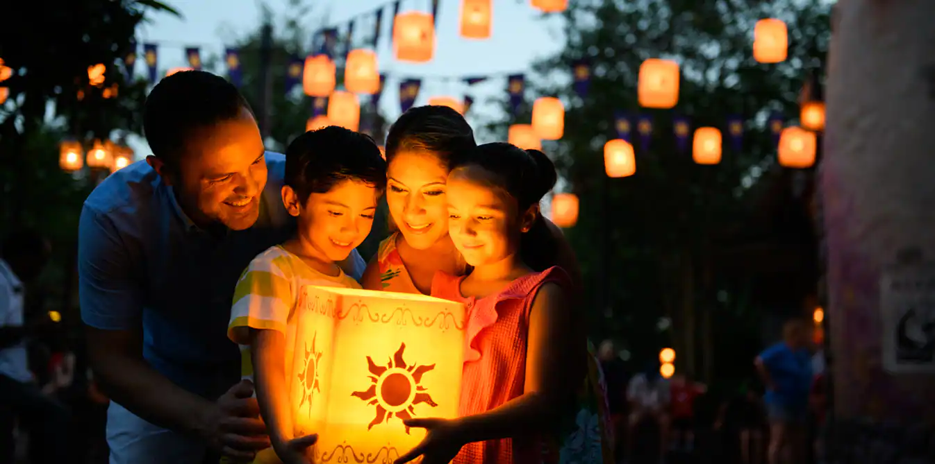 rapunzel tangled photo lantern guests
