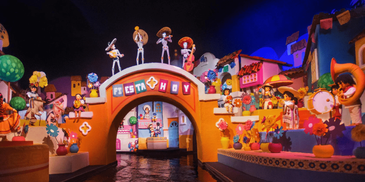 Inside Image of Gran Fiesta Tour Attraction