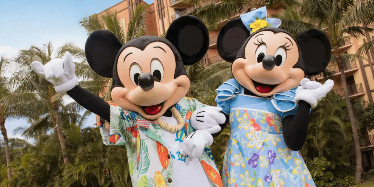 Mickey and Minnie in Hawaiian Clothes