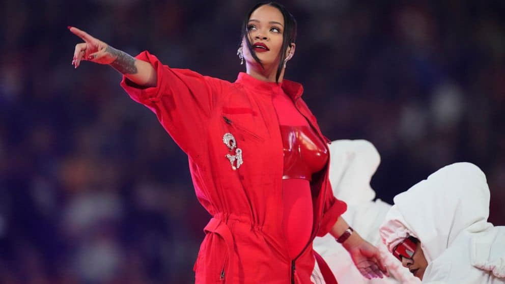 rihanna super bowl halftime show