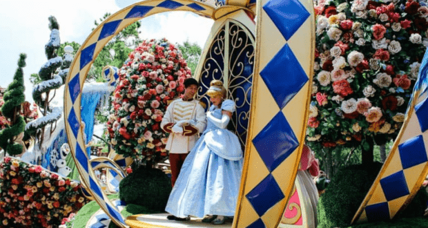 Festival_of_Fantasy_Parade