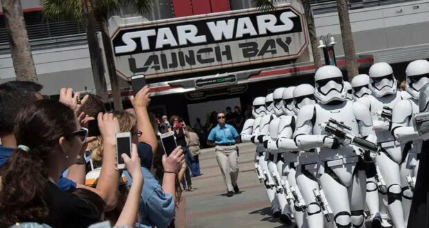 Star Wars Launch Bay