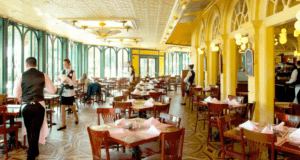 Interior at Chefs de France